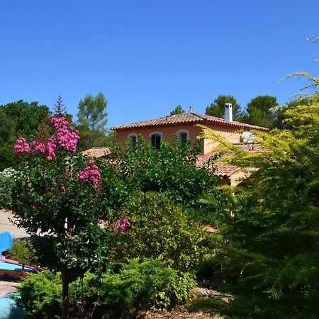 SUITE 30 m2 IDEALE POUR 2 PERSONNES Flassans-sur-Issole Bagian luar foto